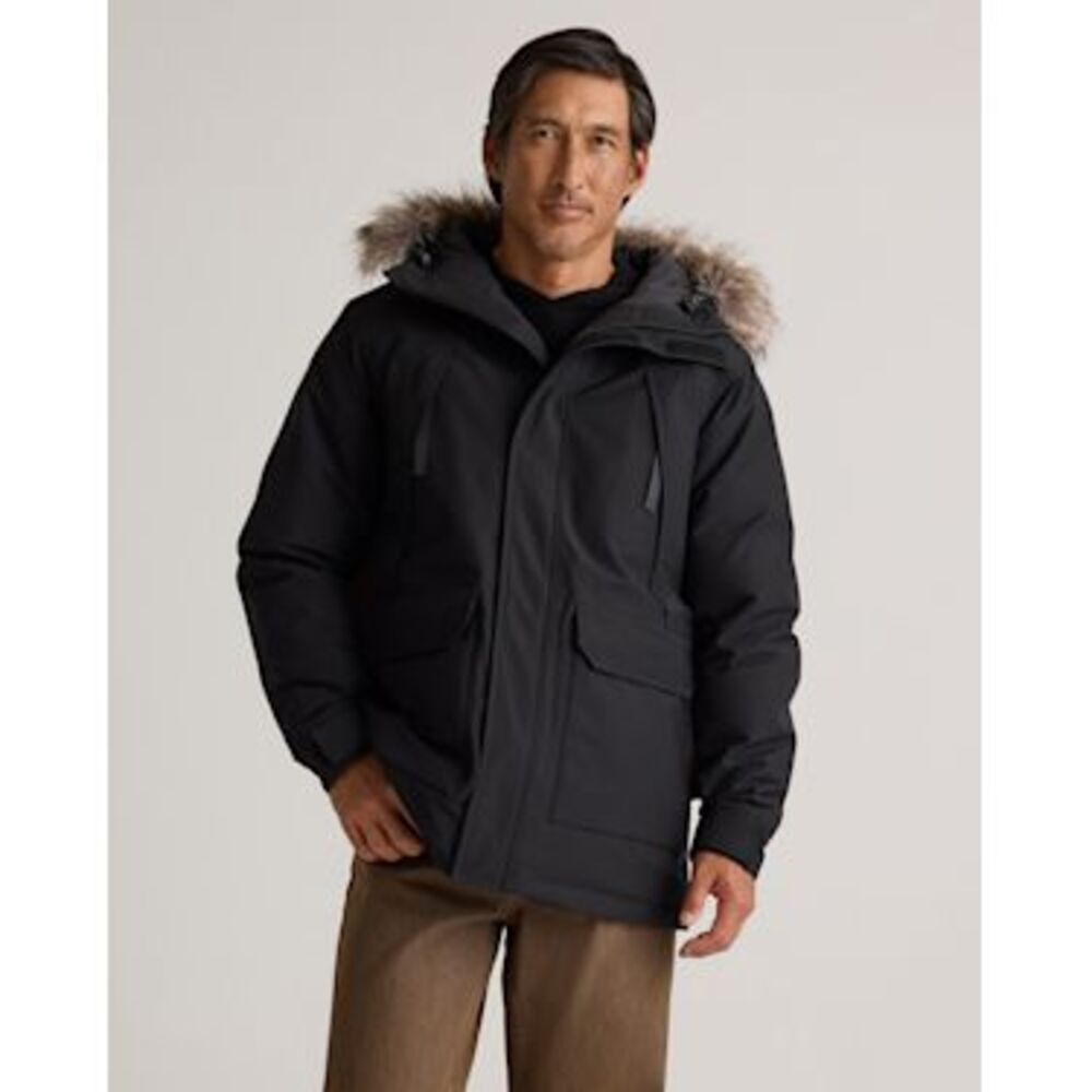 Quince Women Responsible Down Hooded Parka Black Outerwear M